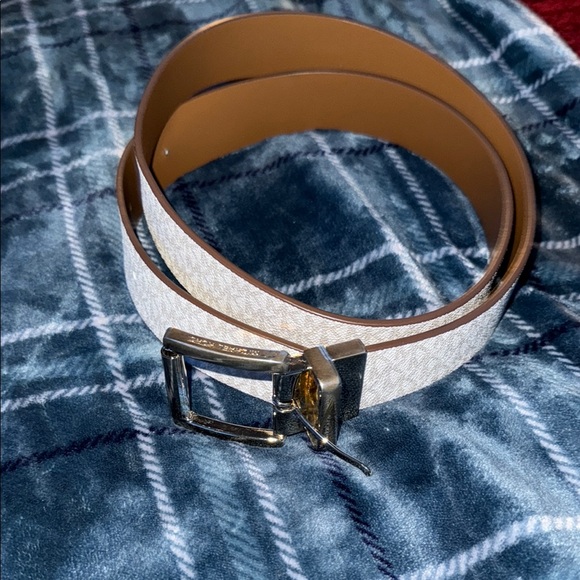 Michael Kors Belt - Picture 1 of 4